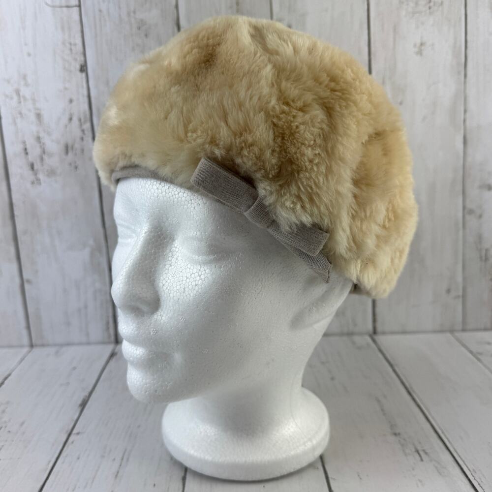 VTG Amrose Beige Gray Fur Pillbox Cloch Hat with Bow 1950's 1960's One Size